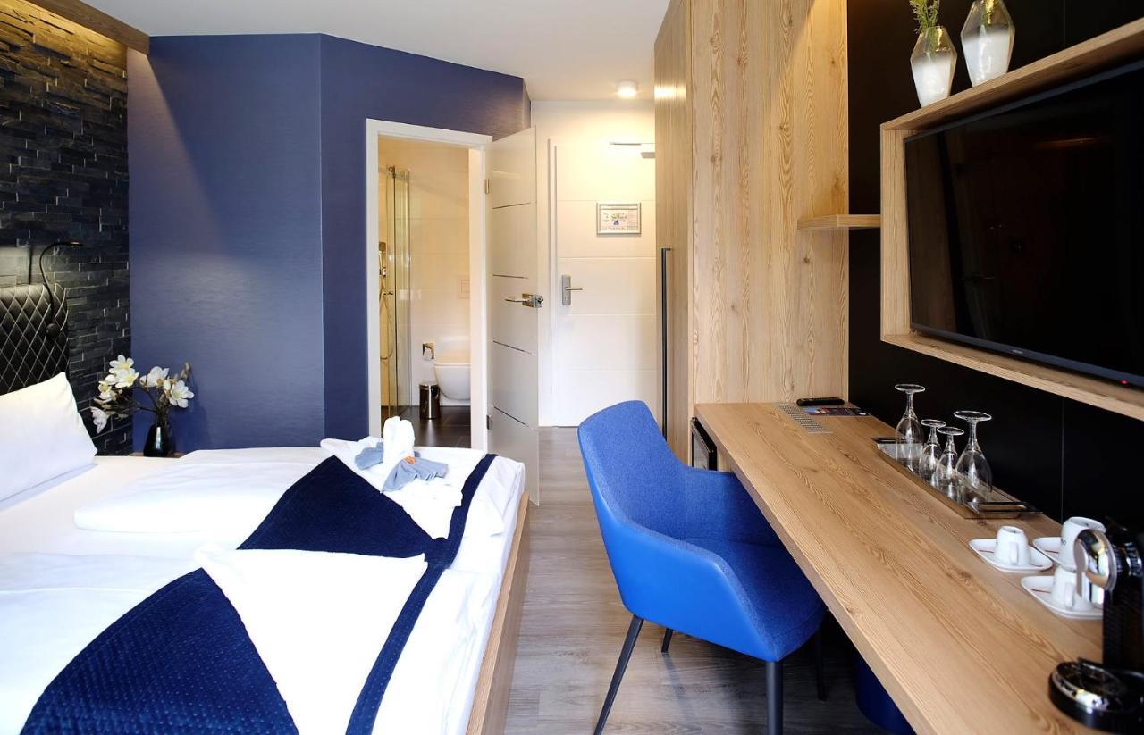 Art & Galerie Hotel Lenz Plauer See Fuenfseen Экстерьер фото