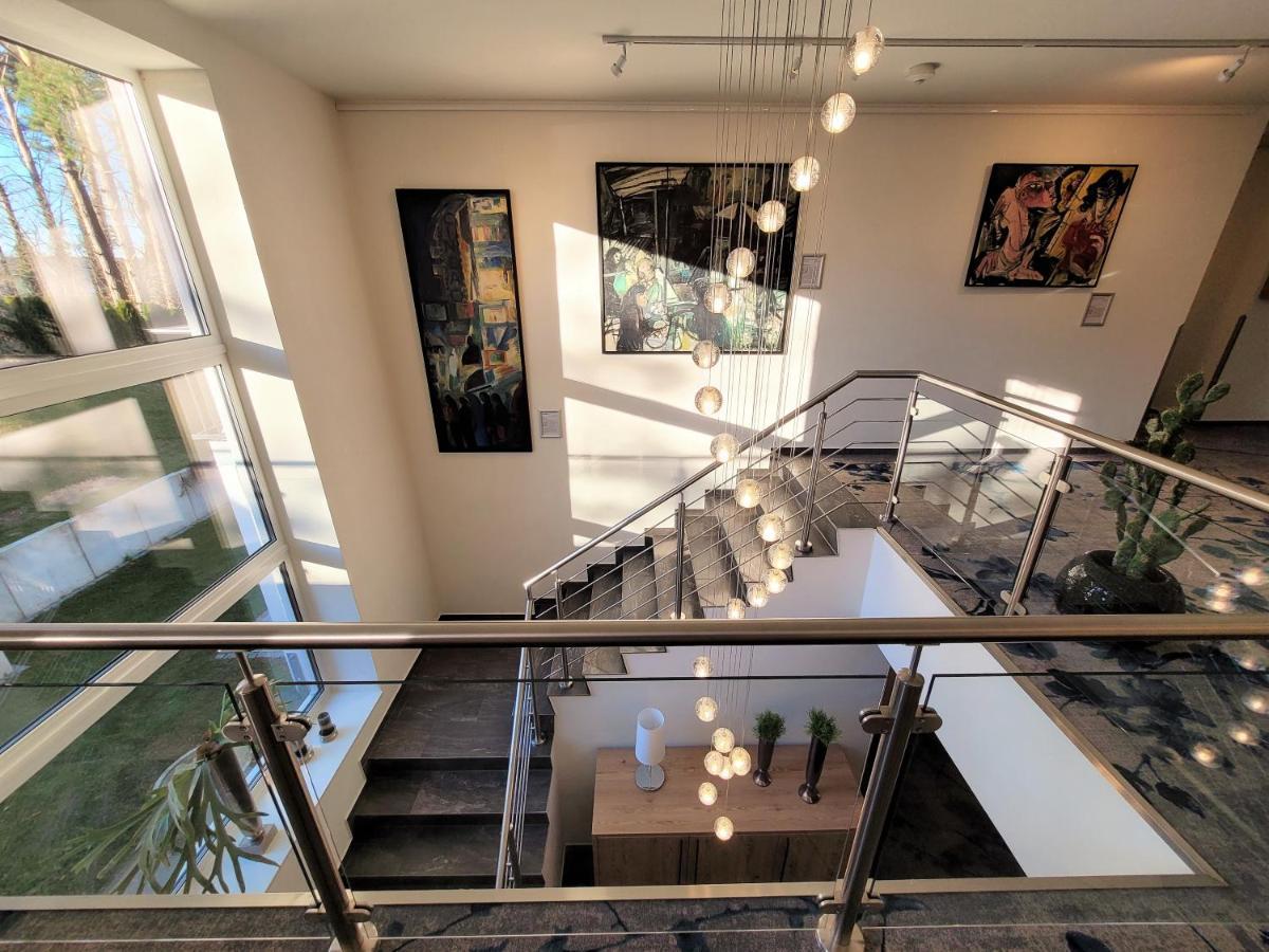 Art & Galerie Hotel Lenz Plauer See Fuenfseen Экстерьер фото