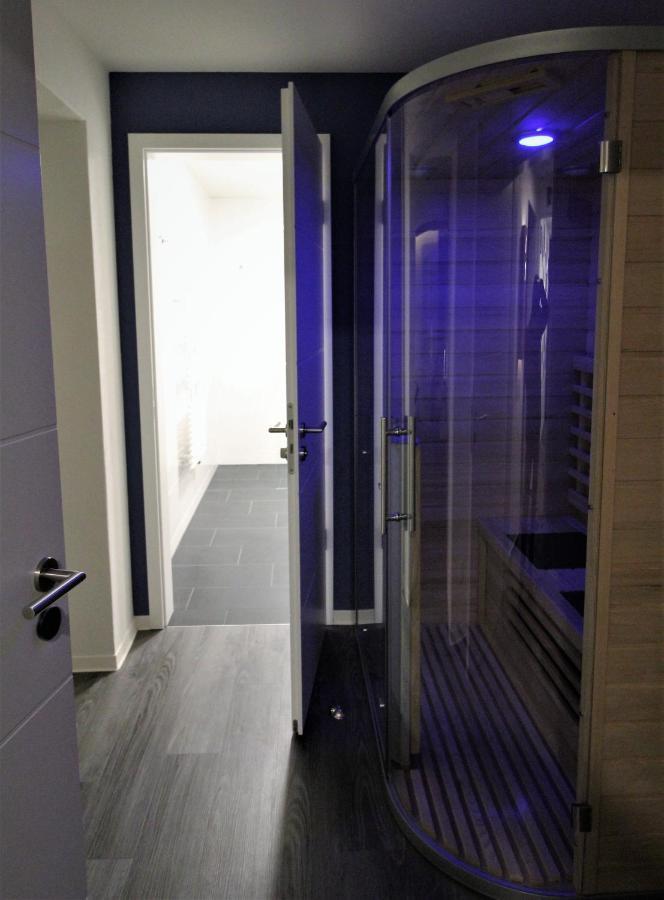 Art & Galerie Hotel Lenz Plauer See Fuenfseen Экстерьер фото